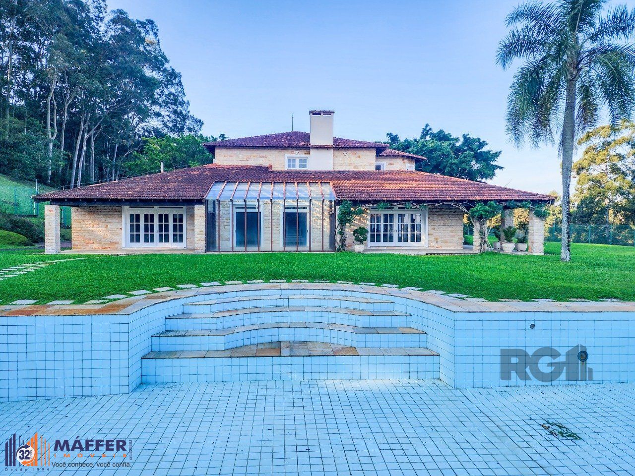 Casa de Fazenda com 1.200m²