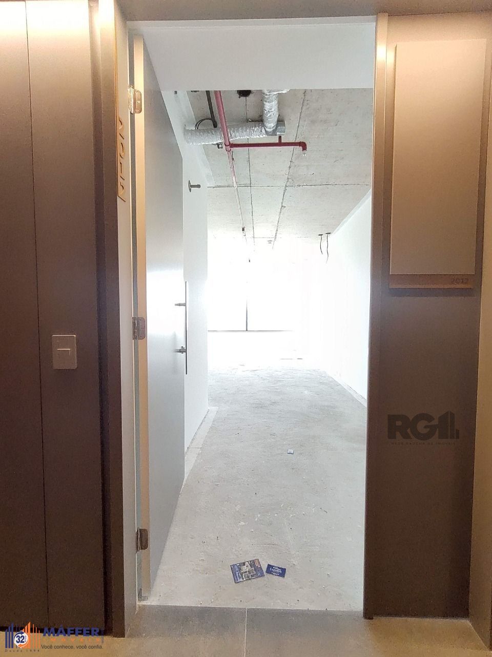 Sala Comercial, à venda, 34 m², Praia de Belas - Porto Alegre — foto 2