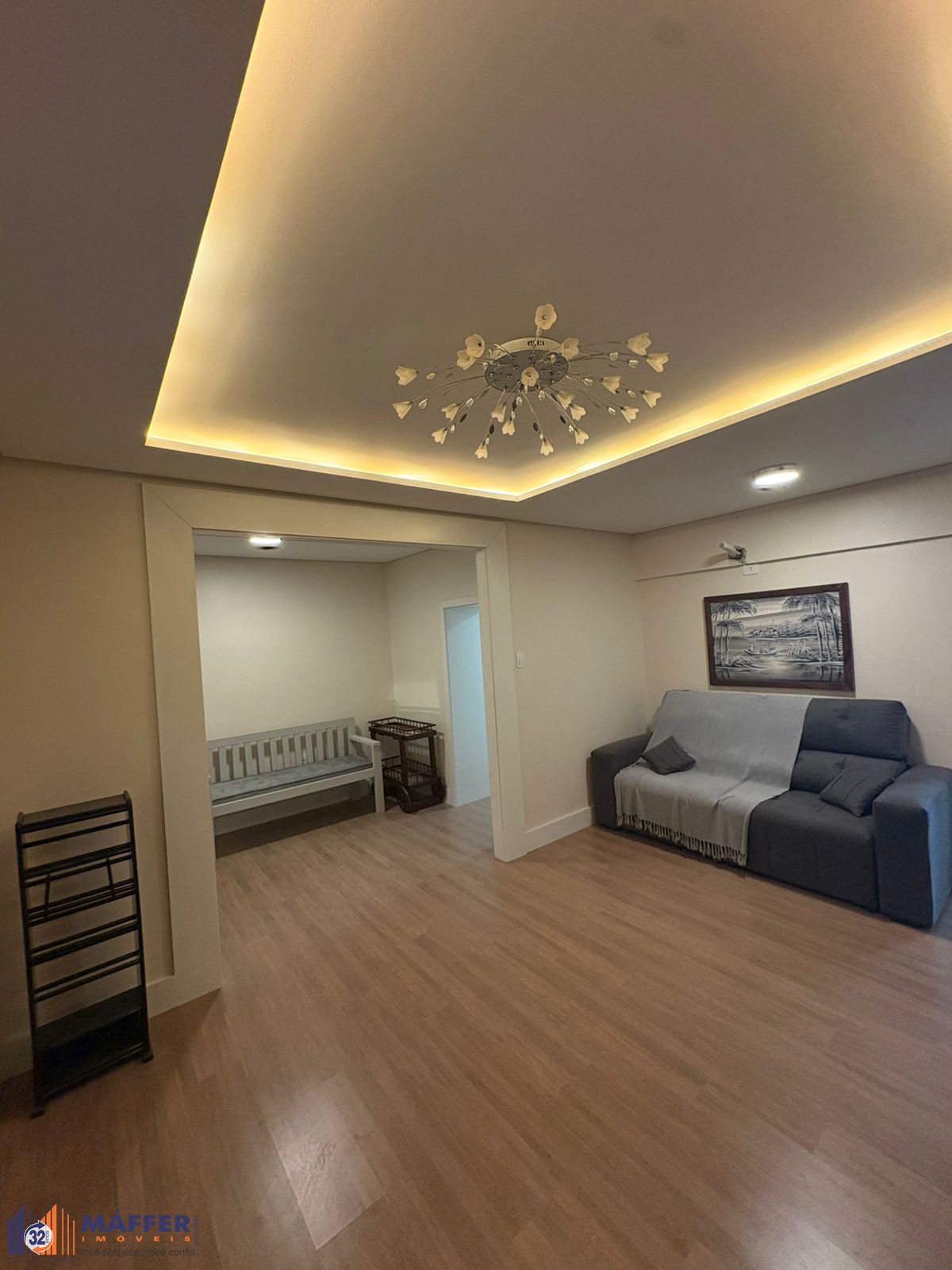 Apartamento com 02 quartos (01 suíte) no Bairro Cidade Baixa em Porto Alegre