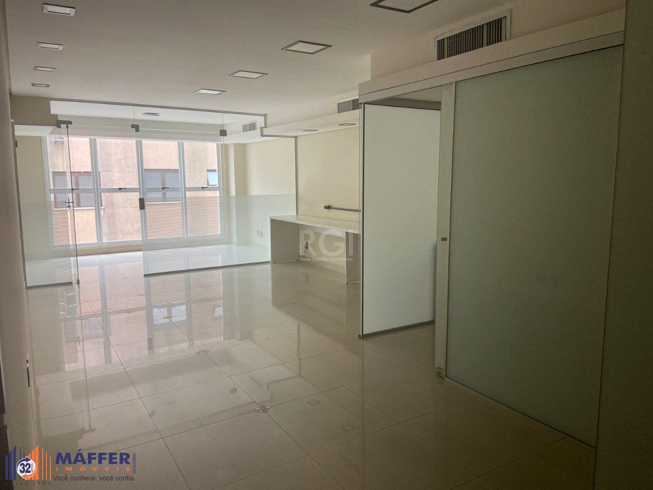 Sala Comercial, à venda, 52 m², Moinhos de Vento - Porto Alegre — foto 5