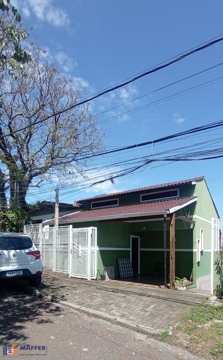 Casa com 02 quartos e 01 vaga no Bairro Cavalhada