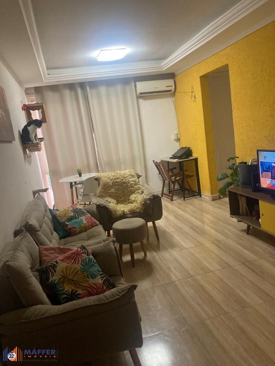 Apartamento com 02 quartos no Bairro Jardim do Salso