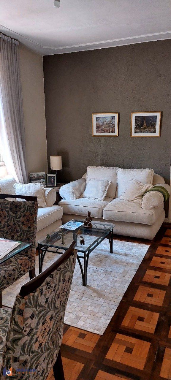 Apartamento com 02 quartos, 01 banheiro social, 70m² por R$ 395.000,00!!