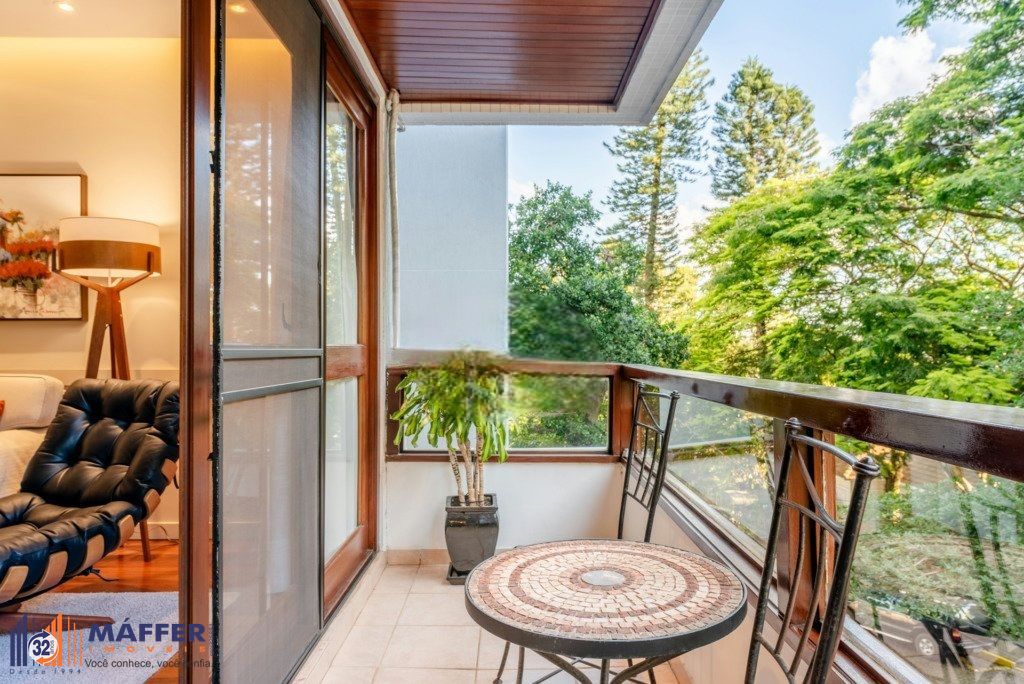 1 Vaga de Garagem + Depósito Privativo | Vista Panorâmica e 3 Dormitórios no Petrópolis