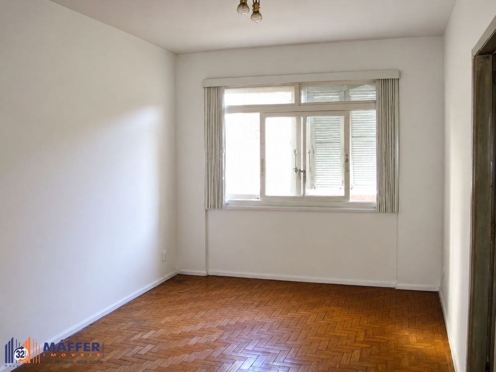 sala-ampla-piso-parquet