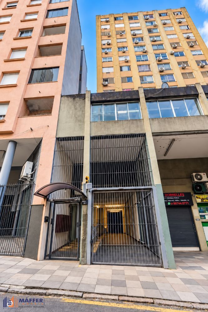 Apartamento de 2 dormitórios com dependência — 75 m² | Rua Riachuelo