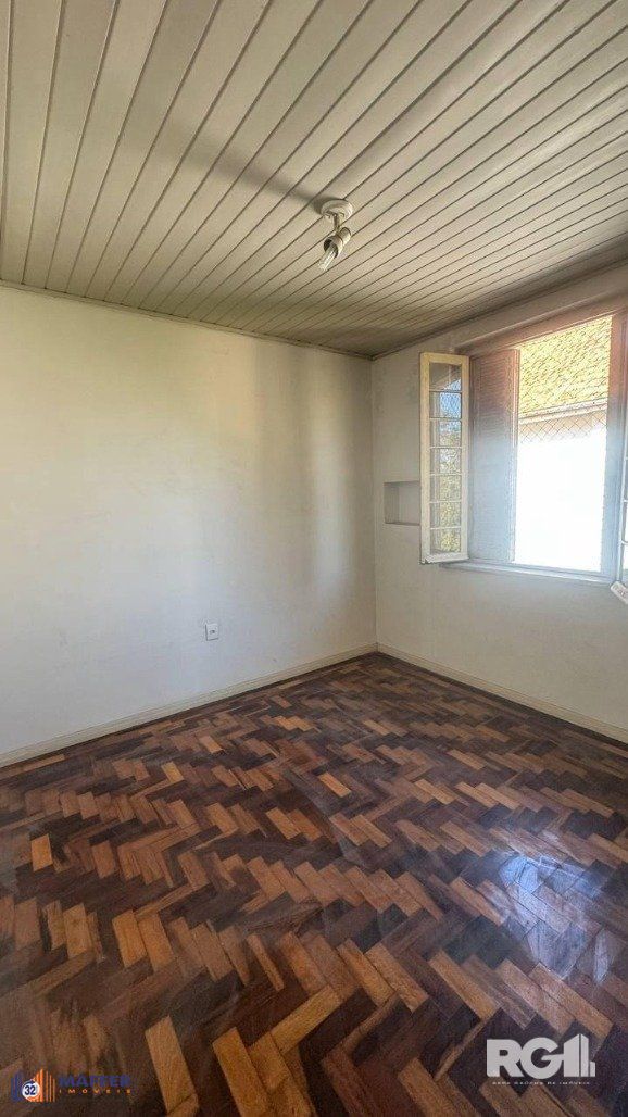 DORMITORIO-COM-JANELA-AMPLA