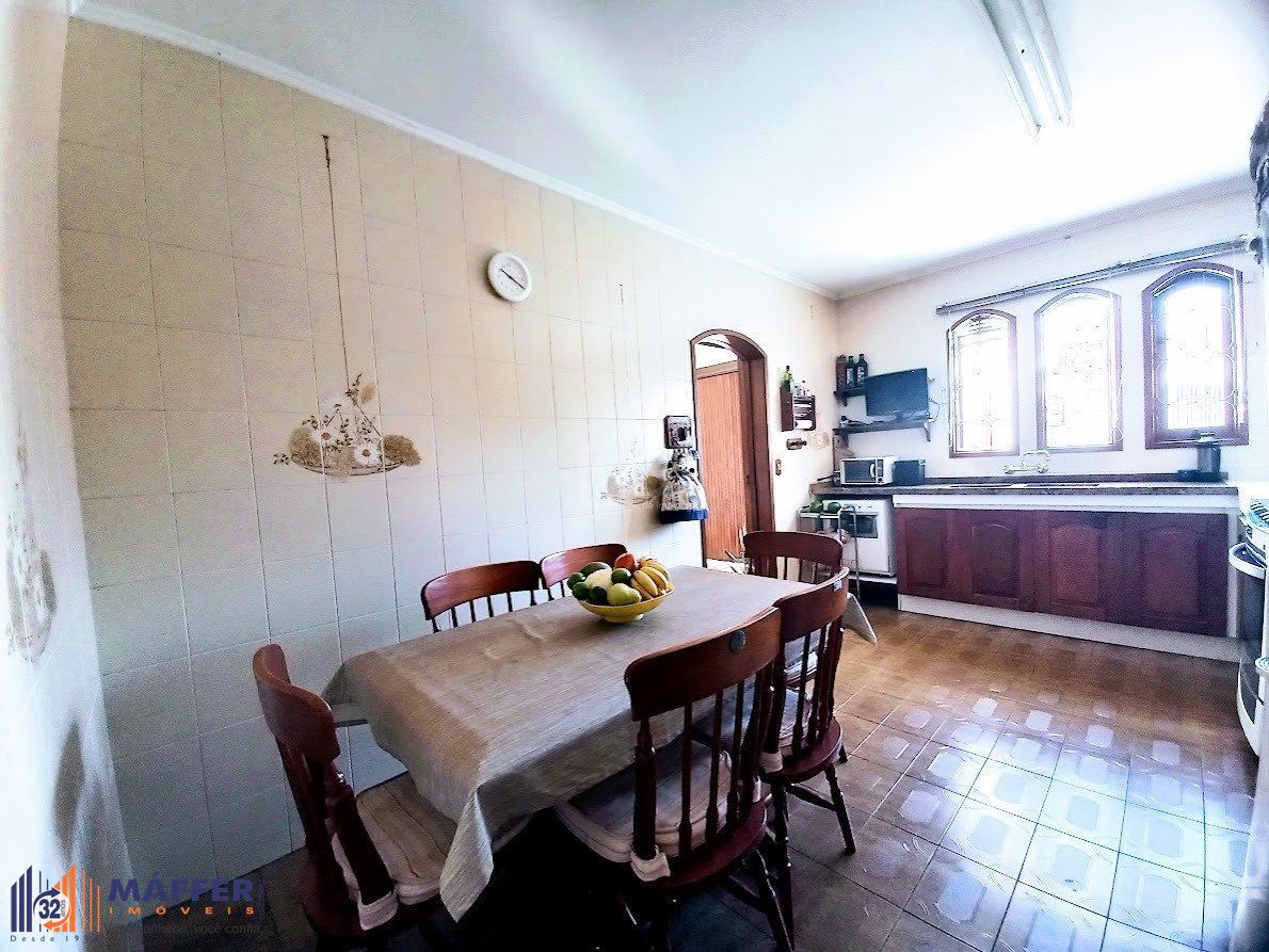 Casa, 5 quartos, 315 m² - Foto 9