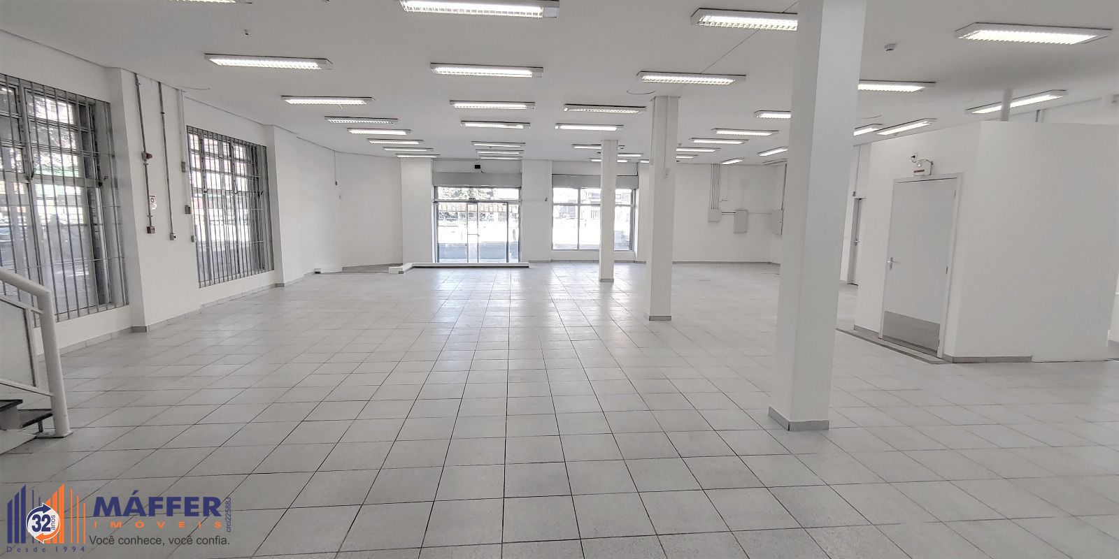 Loja, à venda, 550 m², Santana - Porto Alegre — foto 2