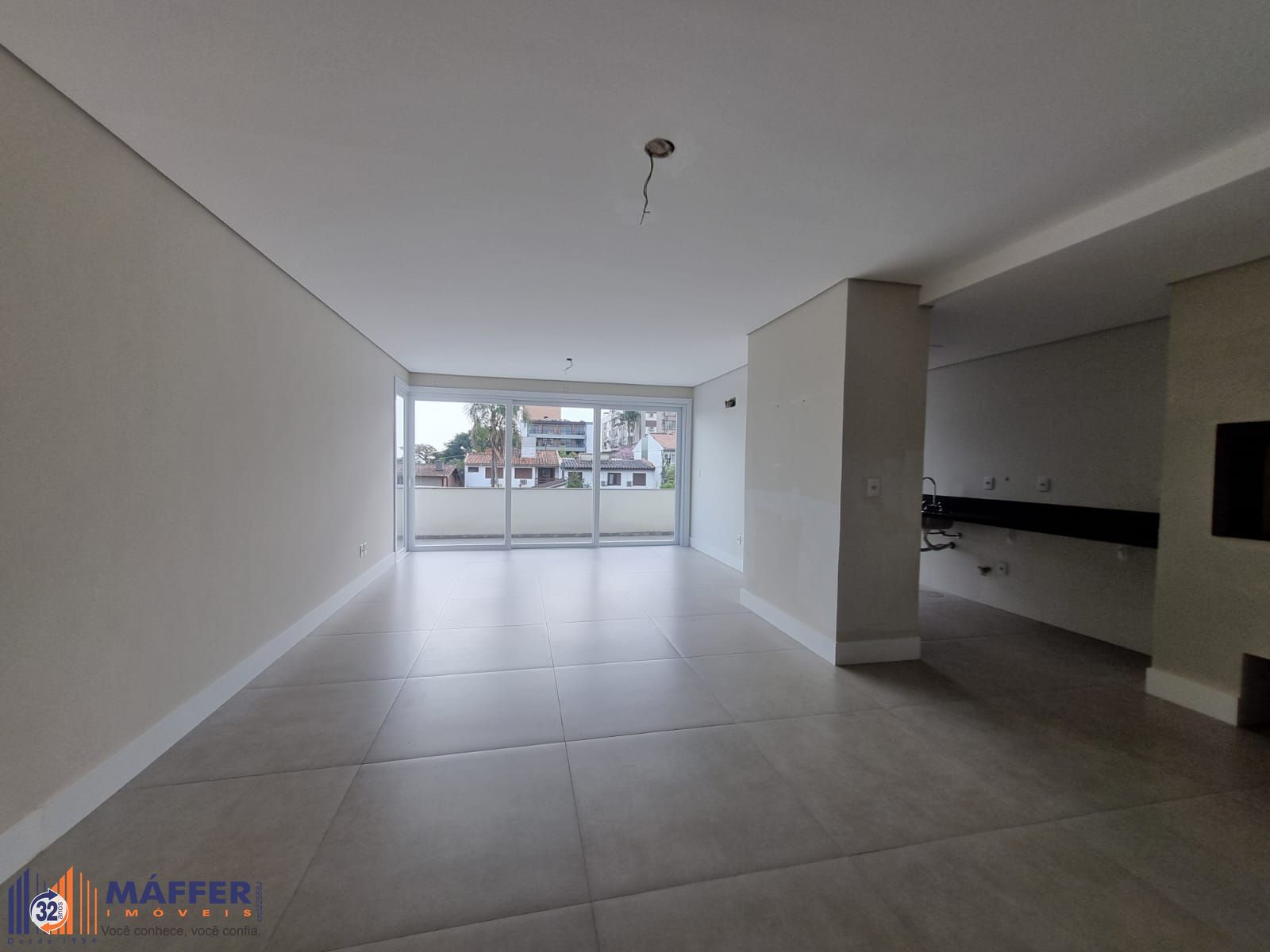 Apartamento garden com 3 suites no Cristal