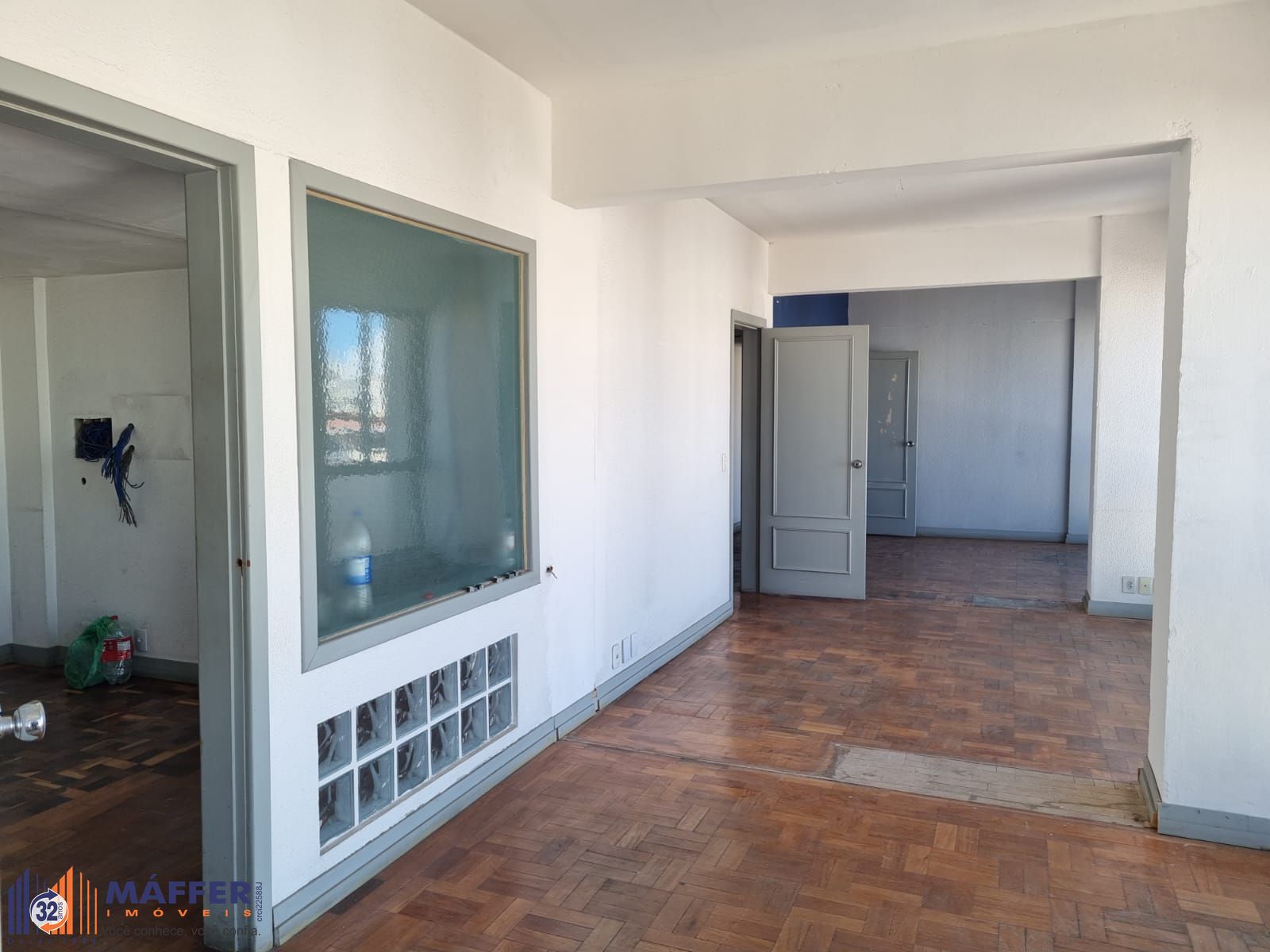 Conjunto Comercial, 2 salas, à venda, 234 m², Floresta - Porto Alegre — foto 4