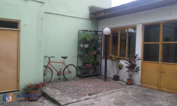 Casa para Venda - 243m², 4 dormitórios, 2 vagas - Santana