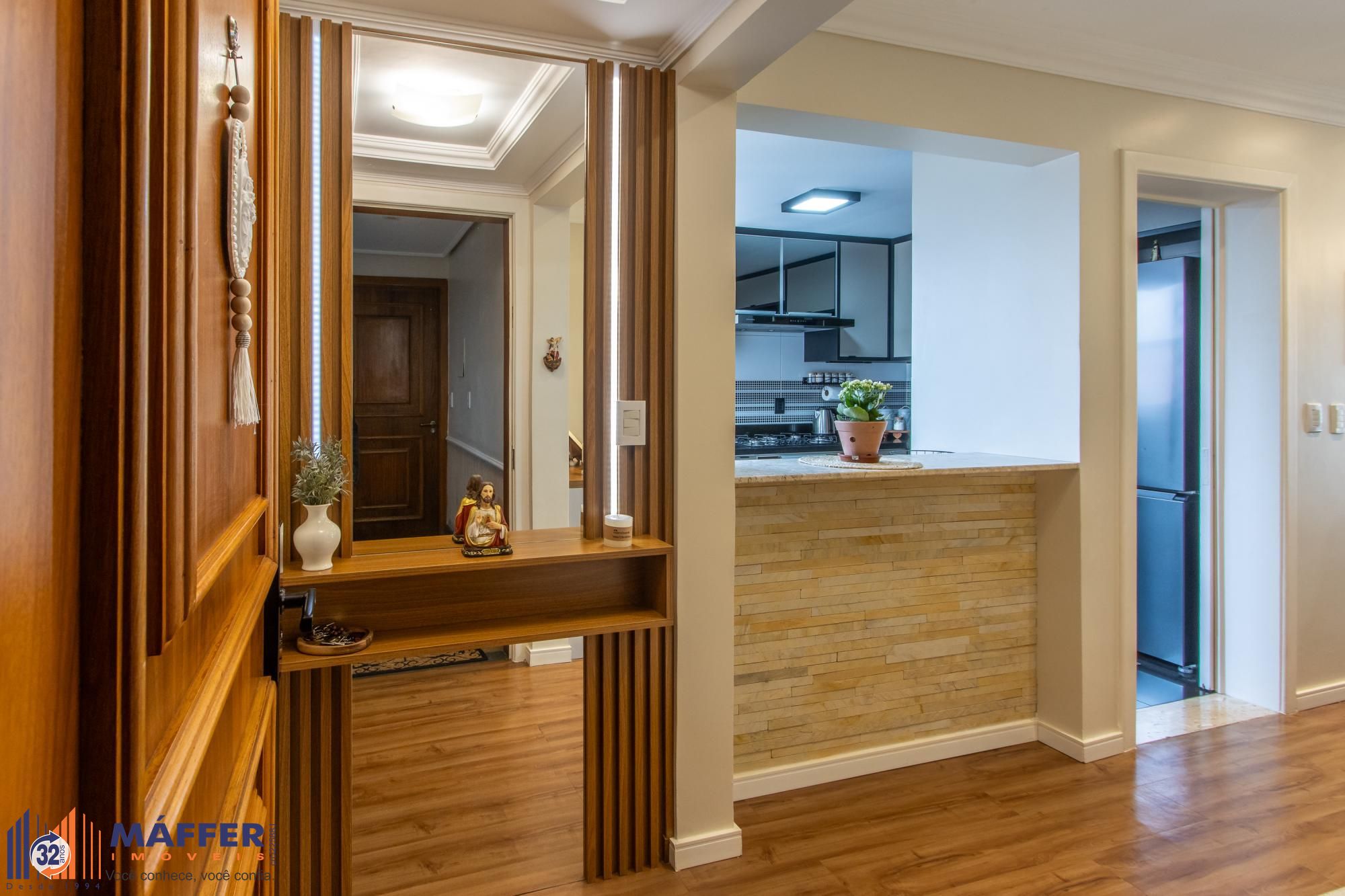 Excelente cobertura à venda com 154m², 3 dormitórios, 1 suíte, 3 vagas, no bairro Ipanema em Porto Alegre