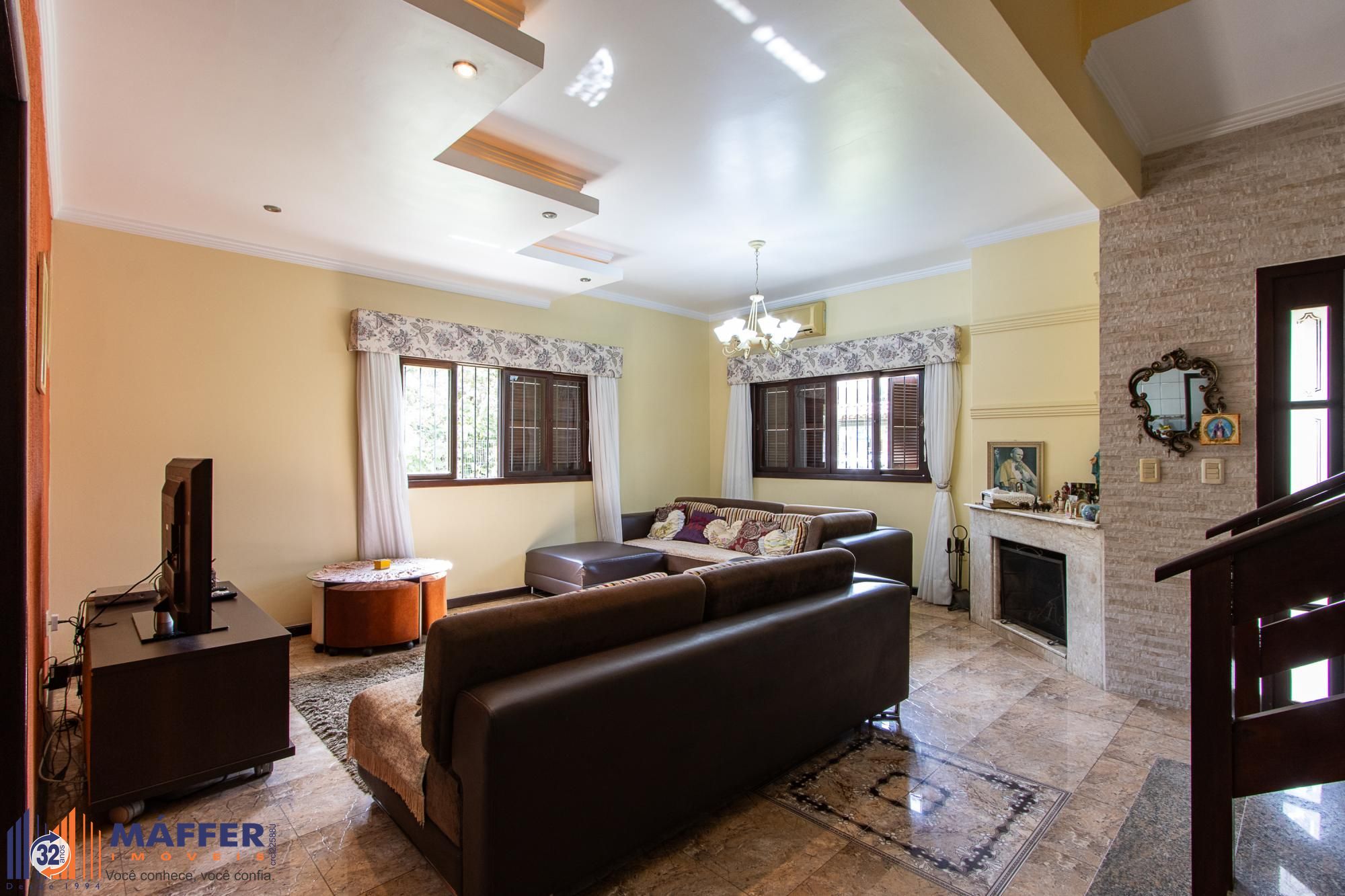 Casa, 3 quartos, 229 m² - Foto 2