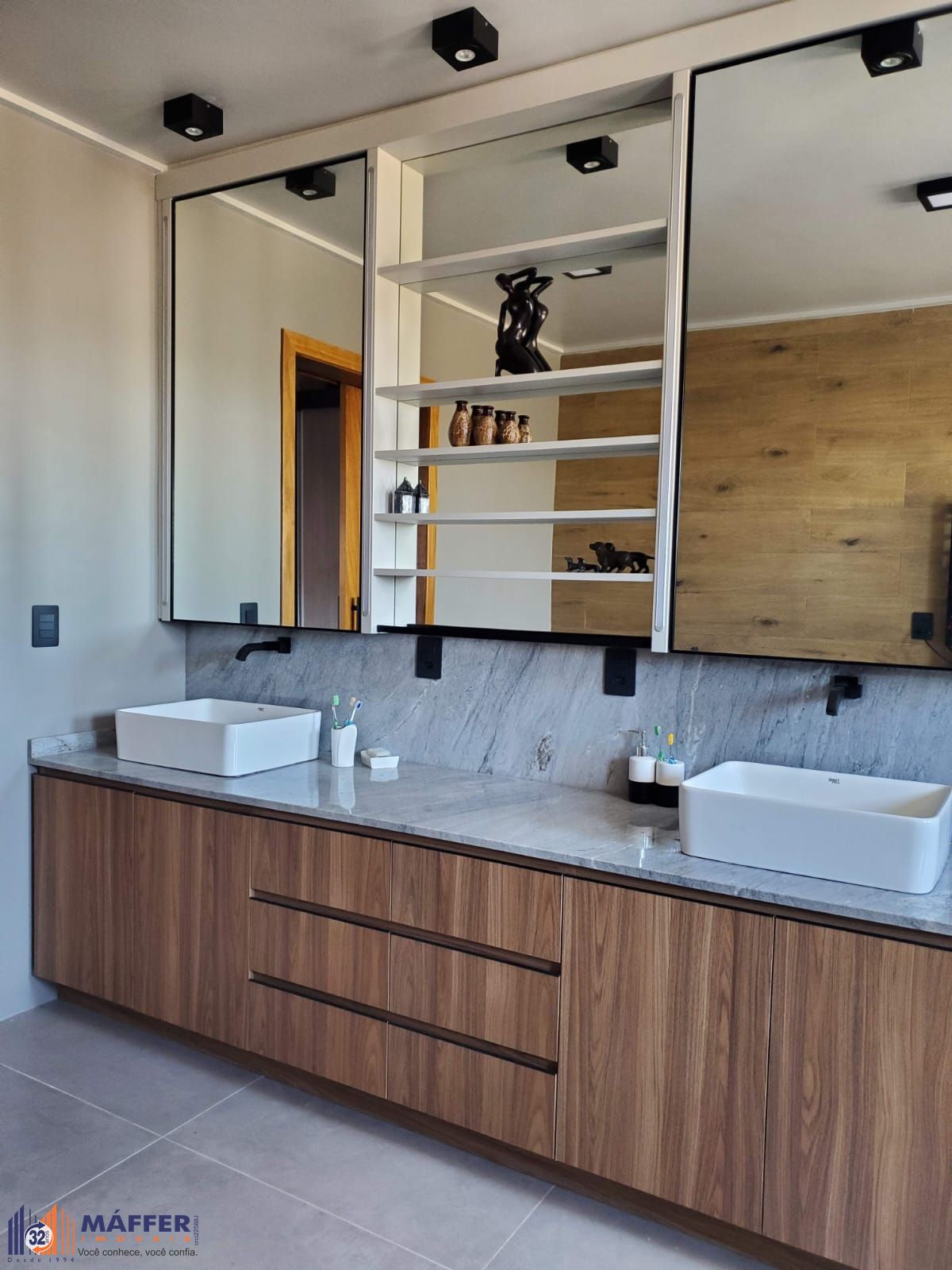 Casa, 4 quartos, 380 m² - Foto 41