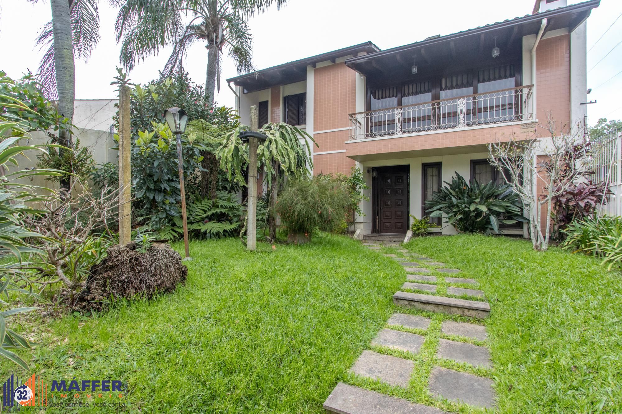 Casa para Venda - 485m², 4 dormitórios, sendo 1 suites, 3 vagas - Cristal