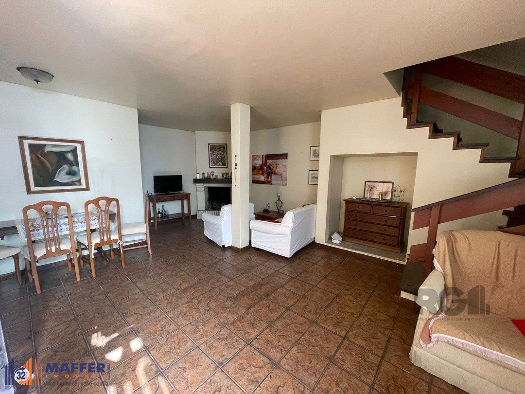 Casa 3 quartos à venda, 300m², Santa Tereza - Porto Alegre