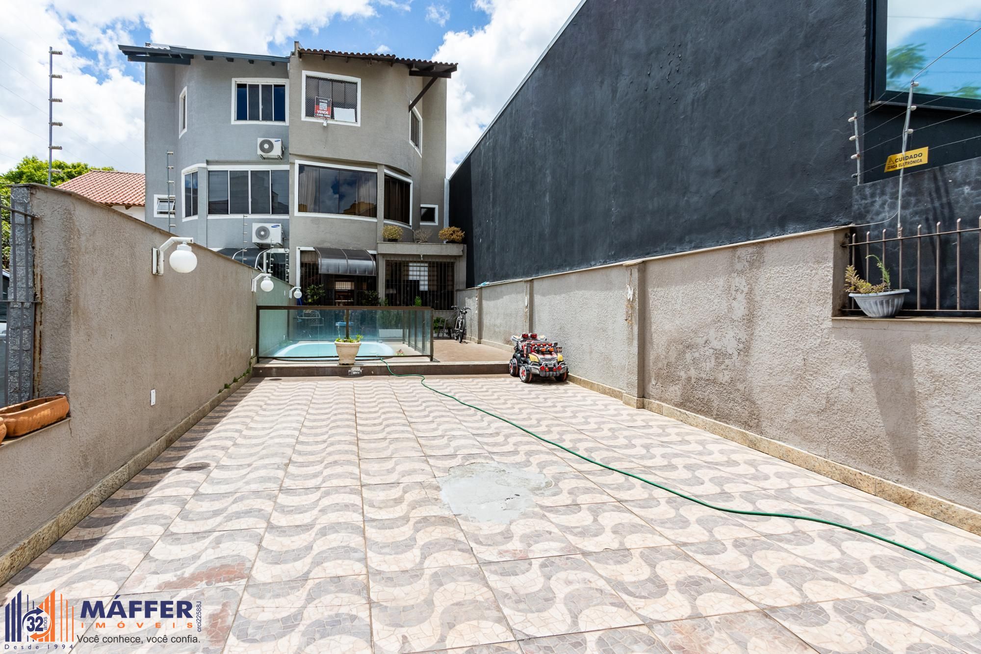Casa, 3 quartos, 201 m² - Foto 2
