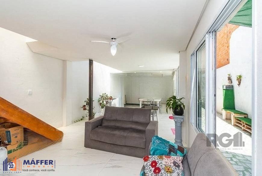 Casa 3 quartos à venda, 117m², Azenha - Porto Alegre