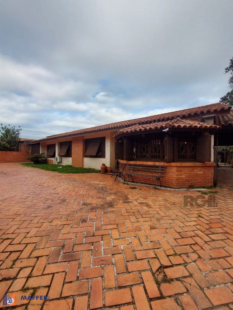 Casa 5 quartos à venda, 600m², Vila Assunção - Porto Alegre