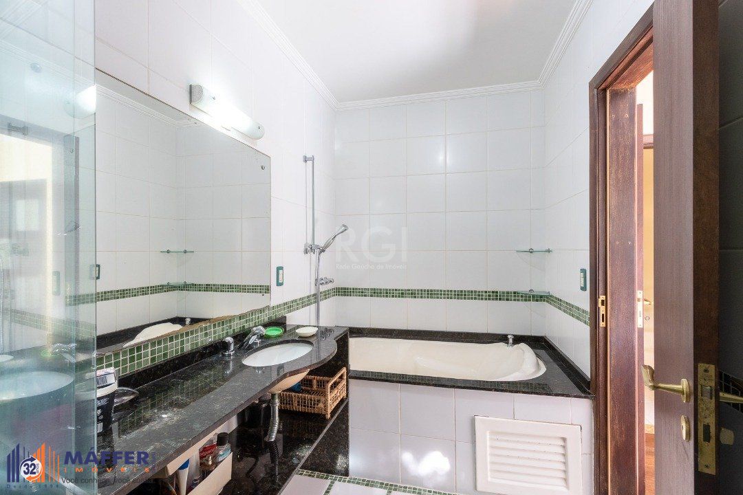 Casa, 3 quartos, 308 m² - Foto 24