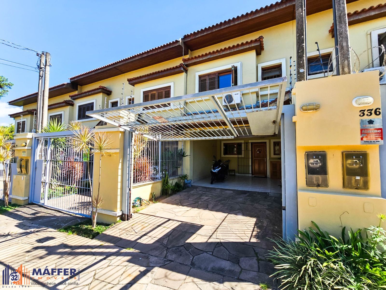 Casa 3 dormitórios I Suíte I Lareira - Bairro  Tristeza