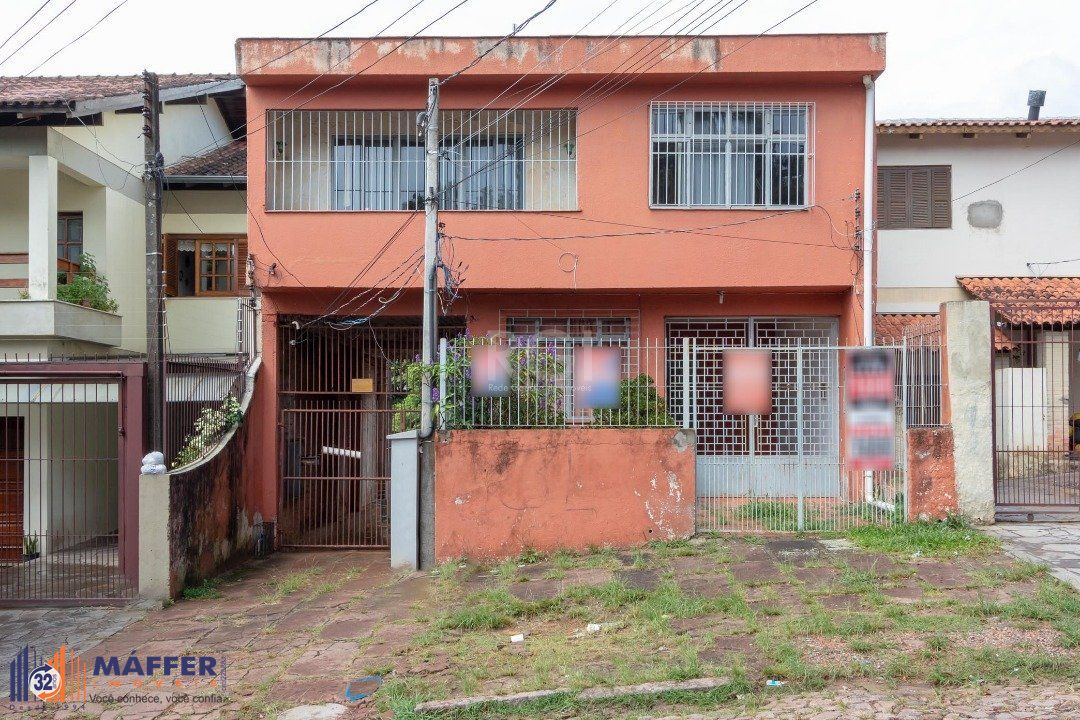 Casa para Venda - 220m², 3 dormitórios, sendo 2 suites, 2 vagas - Coronel Aparício Borges