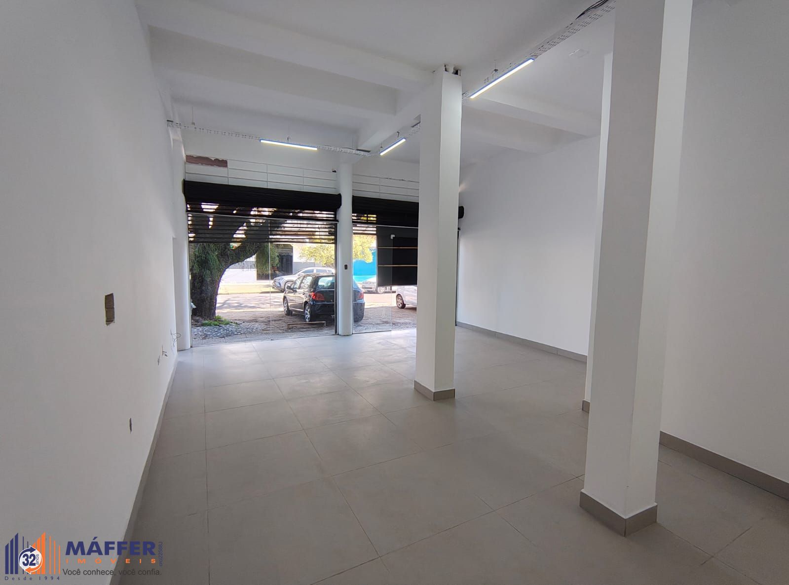 Vende-se loja com 100 m² - Floresta