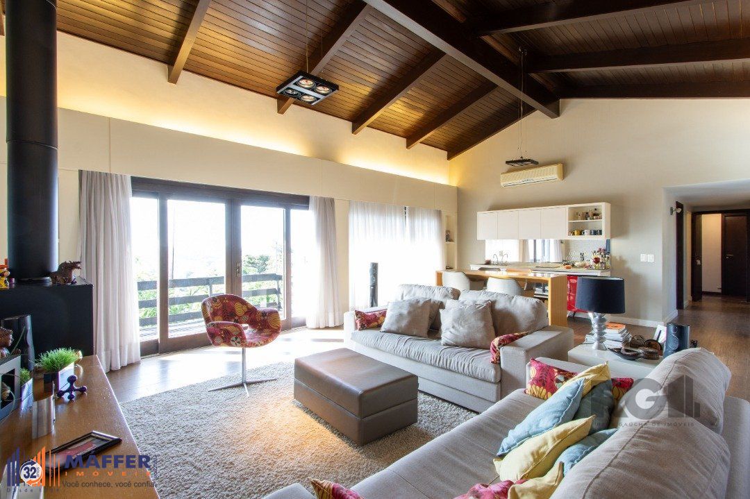 Casa 5 quartos à venda, 417m², Teresópolis - Porto Alegre