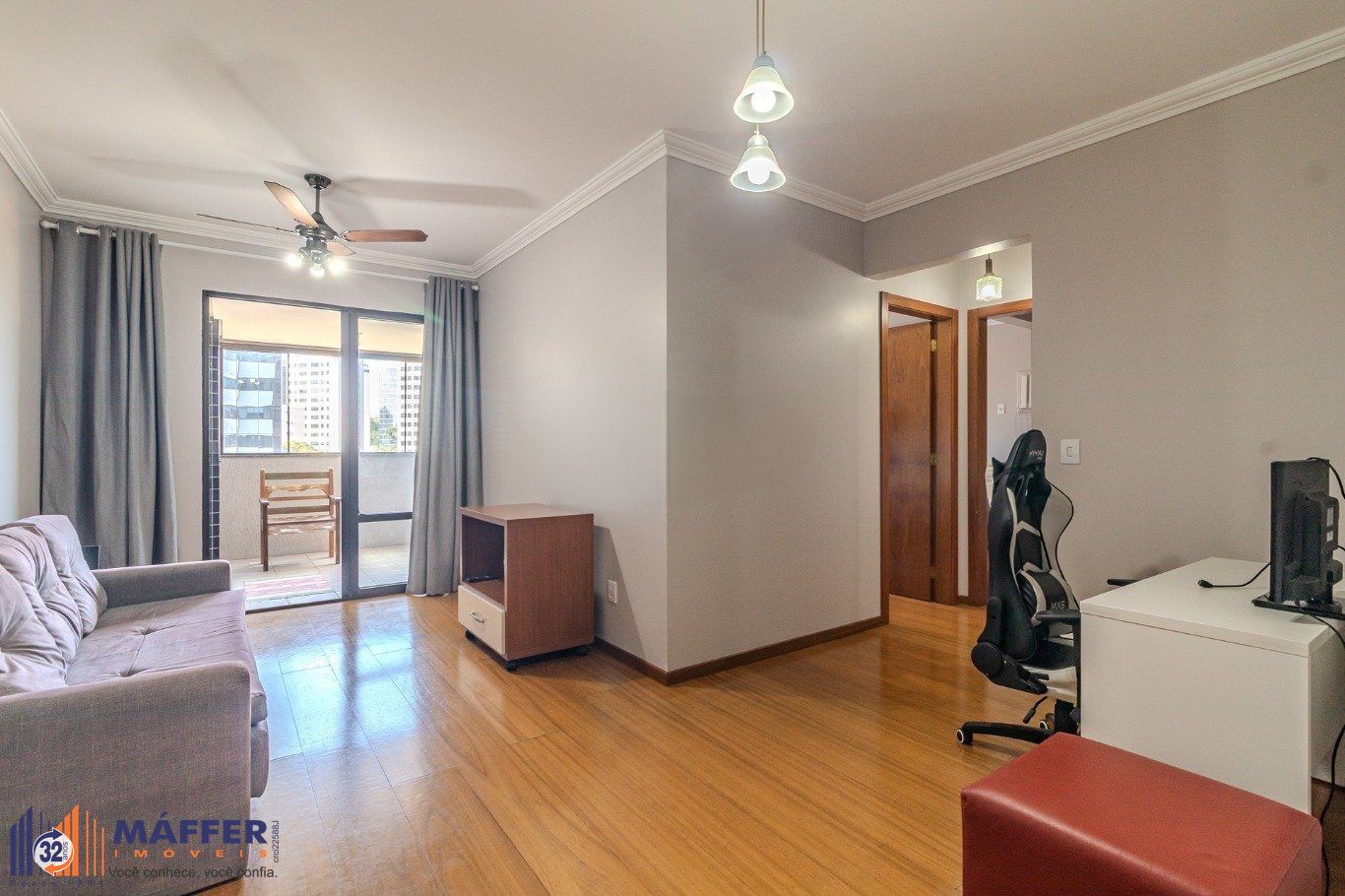 Apartamento com 2 quartos, vaga dupla - Bairro Petrópolis