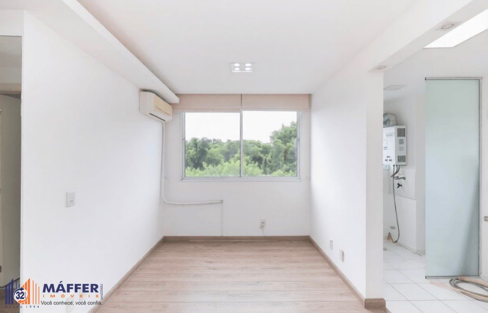 Apartamento de 3 dormitórios, 1 suíte e 1 vaga escriturada no bairro Ipanema.