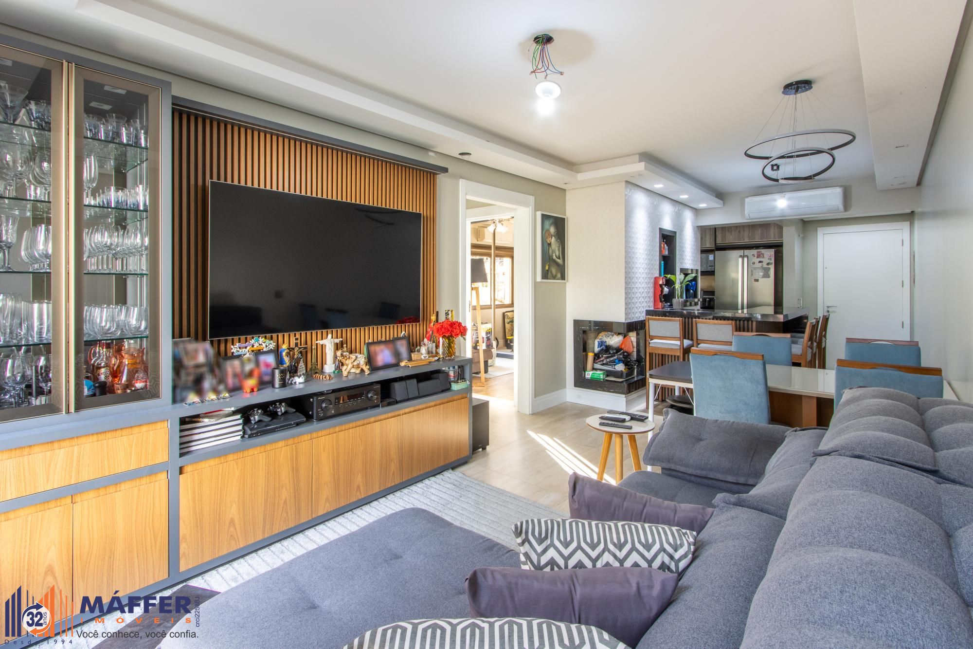 Apartamento no bairro Tristeza, Reformado e em ótimo estado!