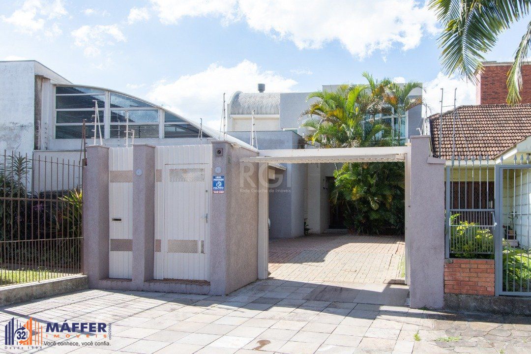 Casa 4 quartos à venda, 287m², Teresópolis - Porto Alegre