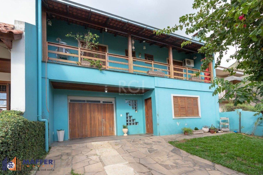 Casa, 3 quartos, 246 m² - Foto 1
