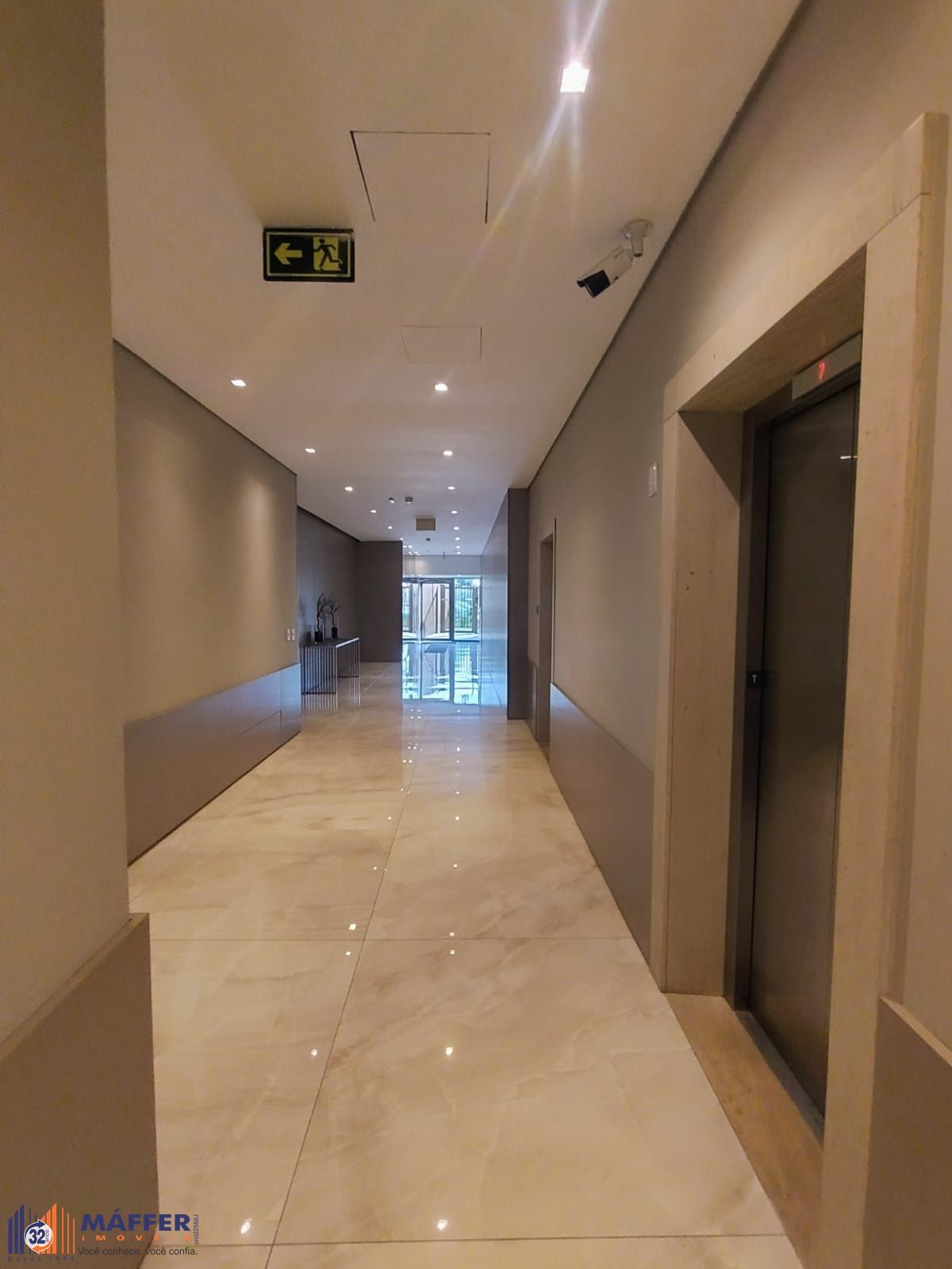 Corredor de acesso prédio
