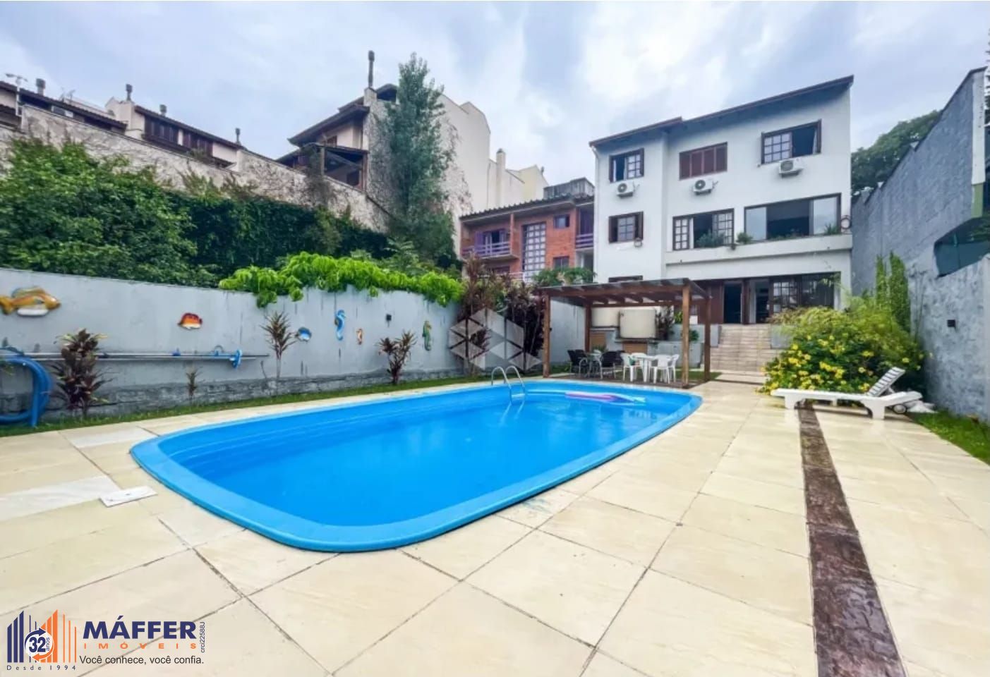 Casa 5 quartos à venda, 350m², Cristal - Porto Alegre