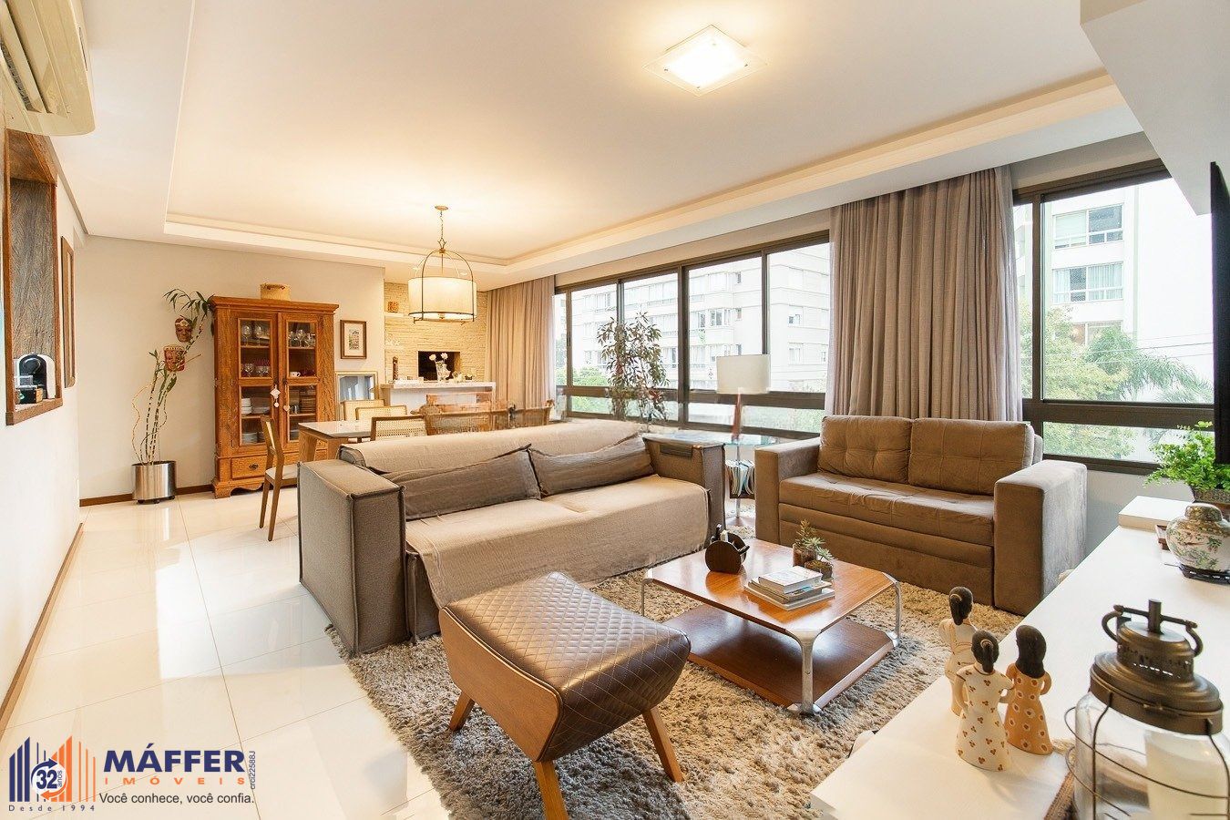 Apartamento de 3 quartos (1 suíte) e 3 vagas de garagem à venda no bairro Petrópolis
