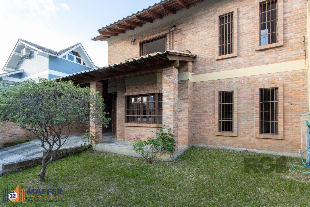 Casa, 4 quartos, 267 m² - Foto 2