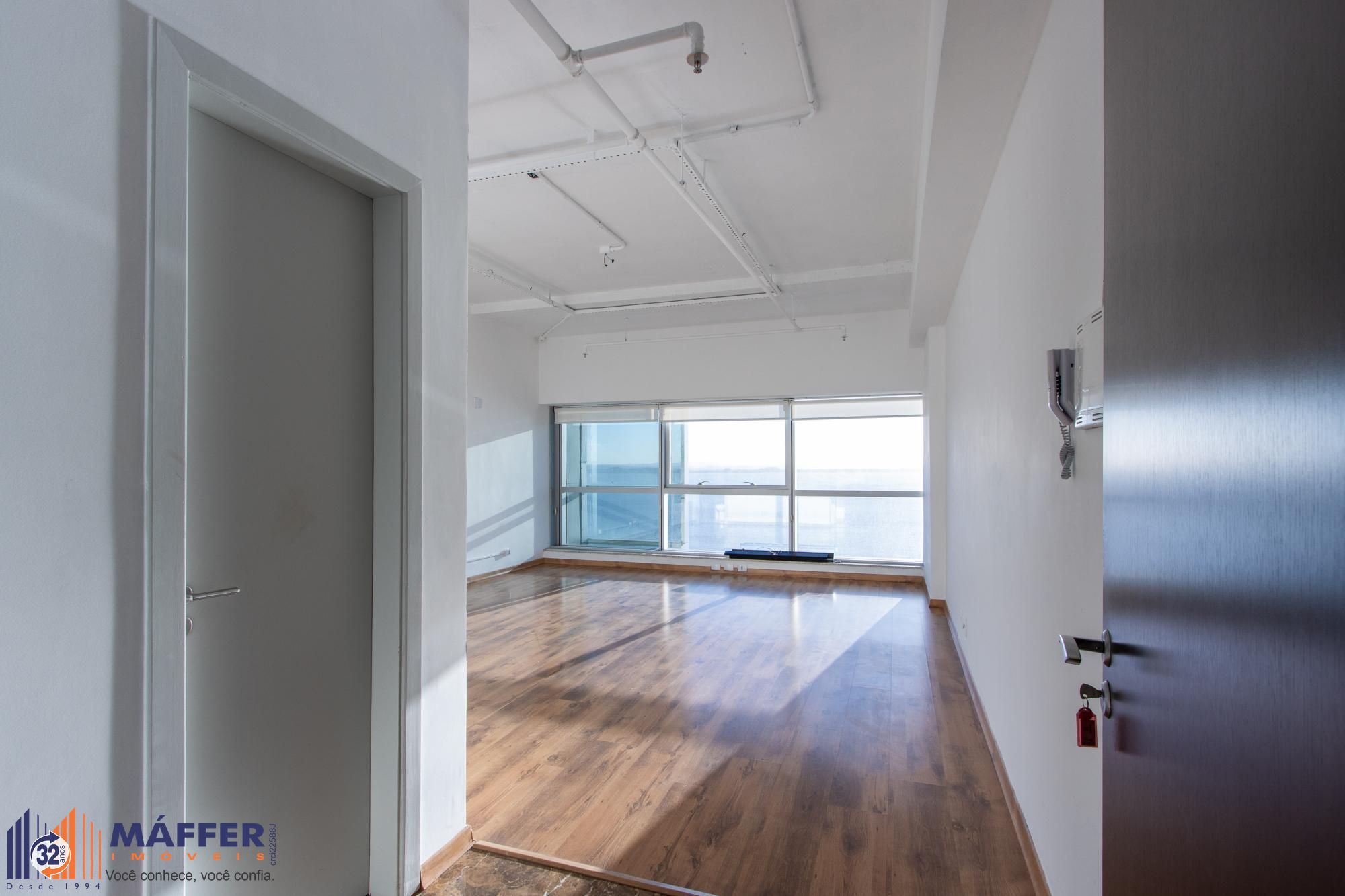 Sala Comercial no Diamond Tower, 1 sala, à venda, 37 m², Cristal - Porto Alegre — foto 2