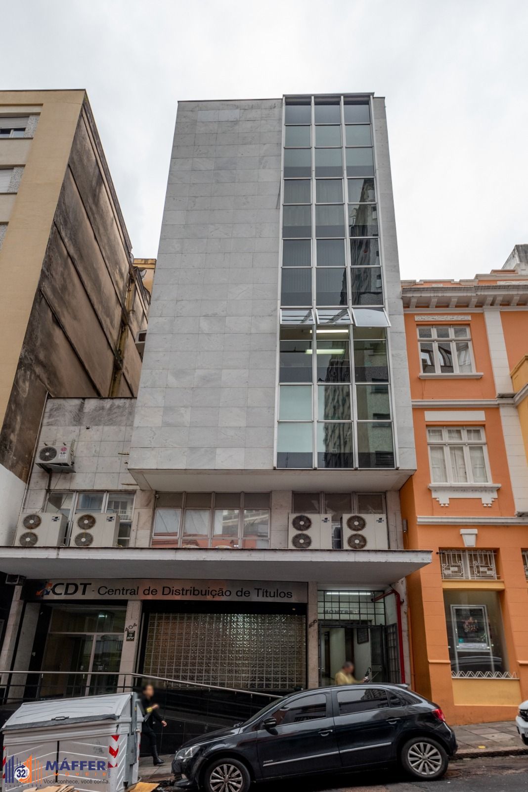 Sala Comercial à venda, 89m², Centro Histórico - Porto Alegre