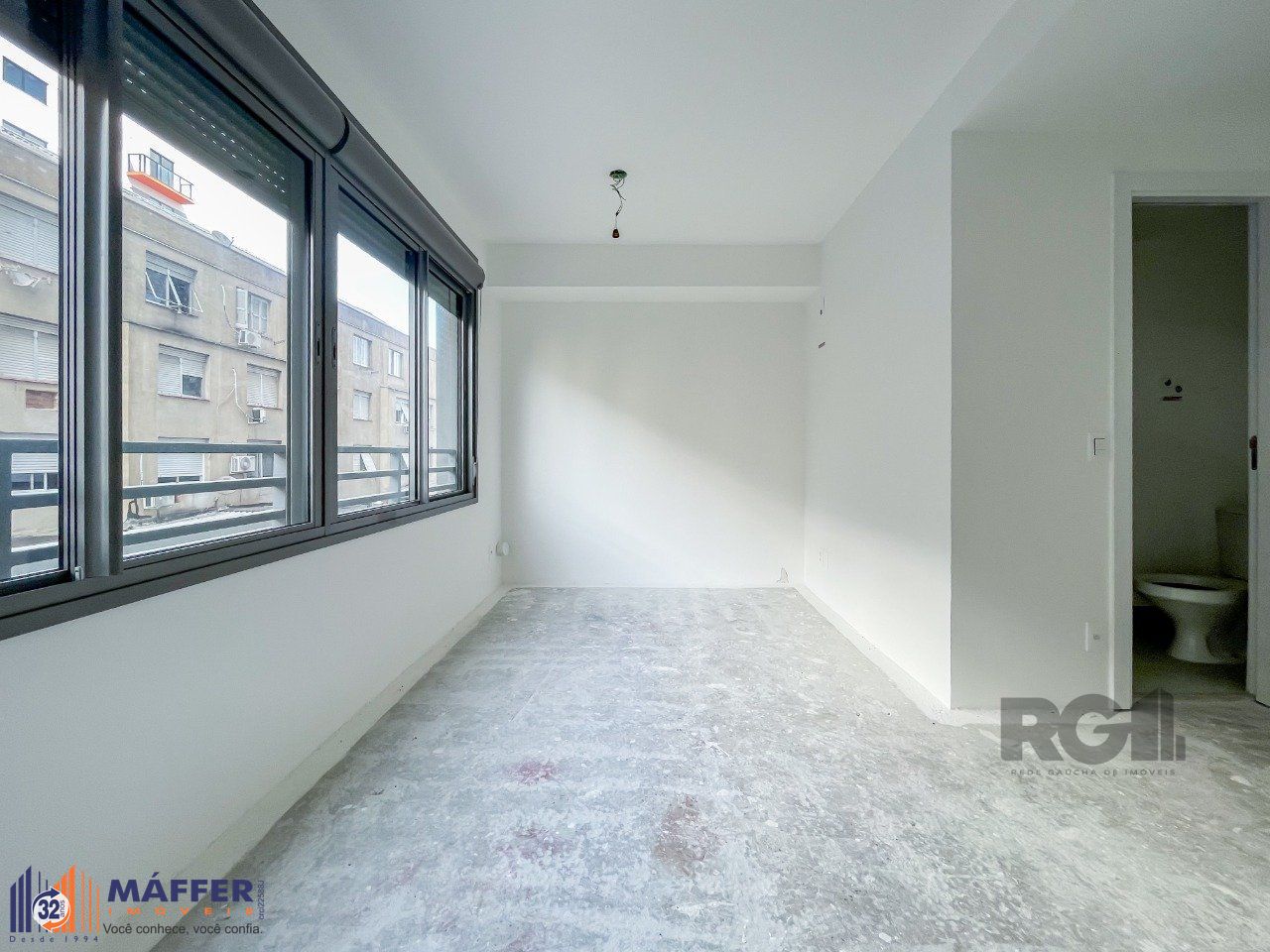APARTAMENTO STUDIO COM 27M² À VENDA - BAIRRO CIDADE BAIXA