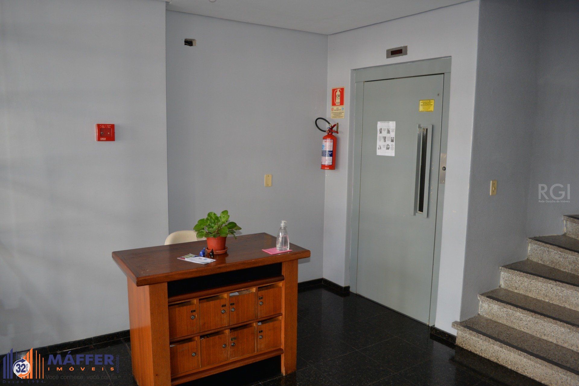 Sala Comercial, à venda, 85 m², Floresta - Porto Alegre — foto 3