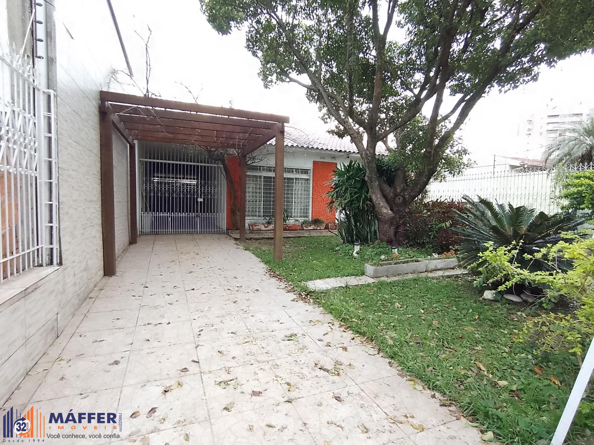 Casa ampla 3 dormitórios no Jartim Itu