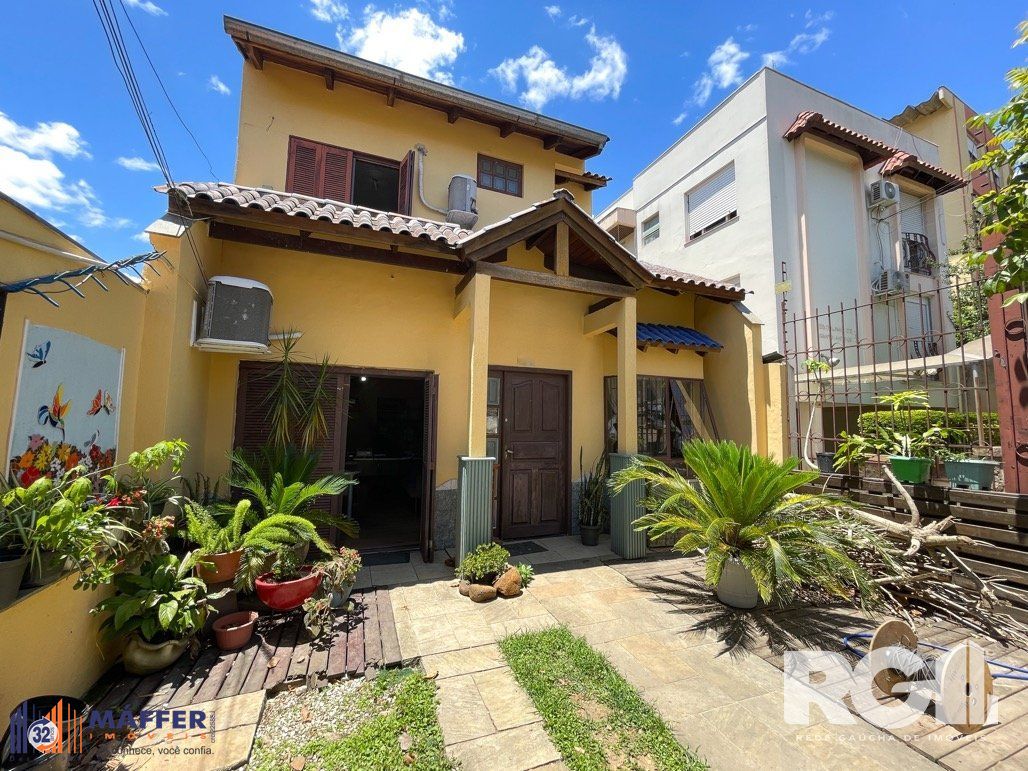 Casa 4 quartos à venda, 180m², Santo Antônio - Porto Alegre