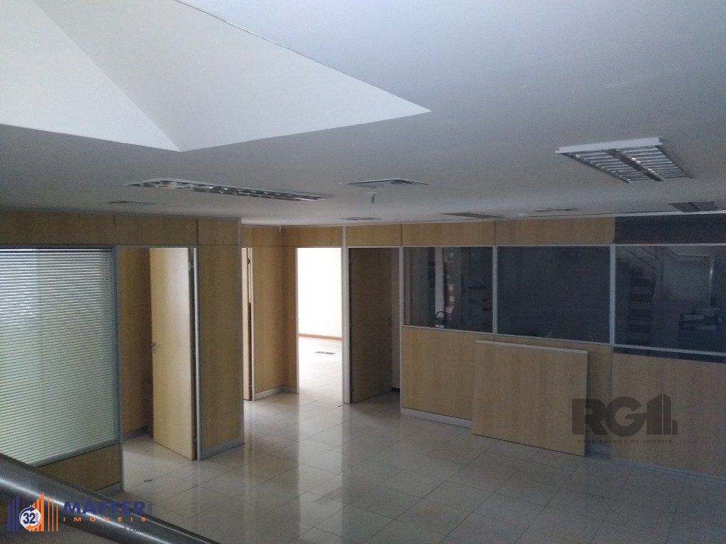 Sala Comercial à venda, 200m², Centro Histórico - Porto Alegre
