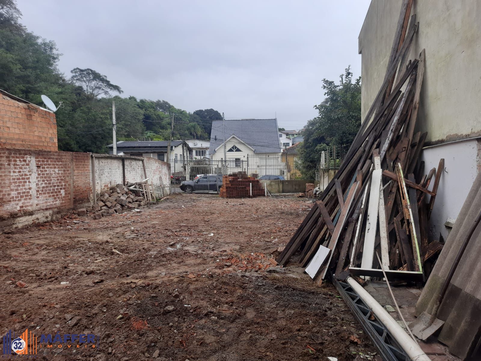 Terreno Plano com 305m² no Jardim Itu Sabará –   💰 R$ 320.000,00