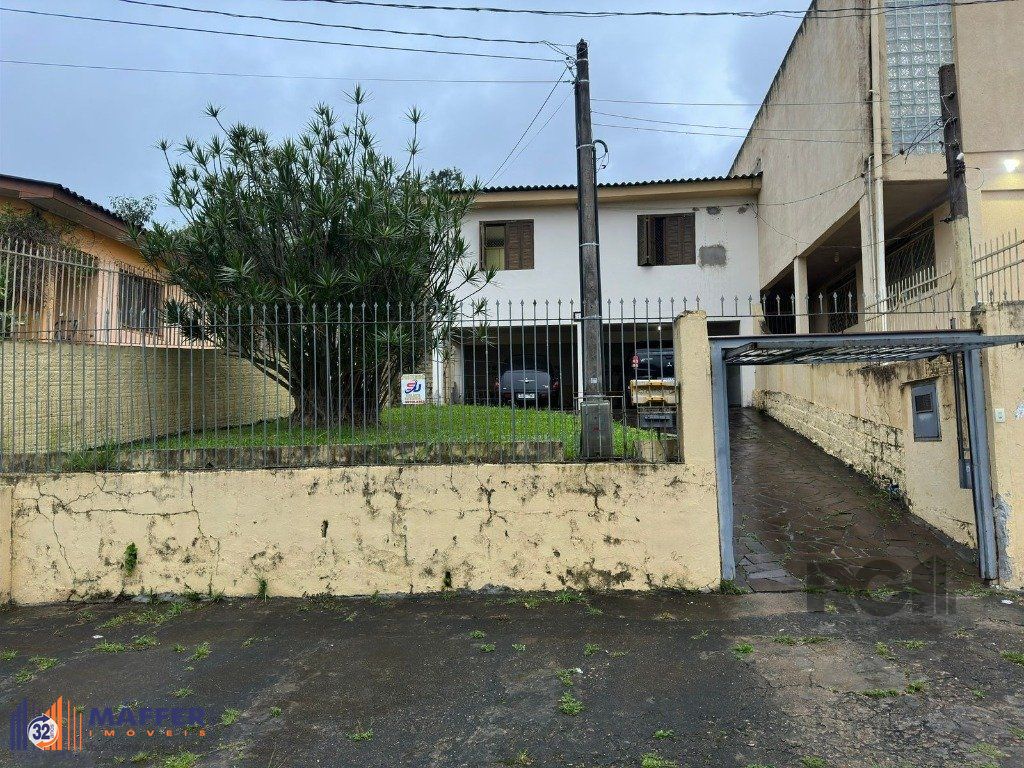Casa 3 quartos à venda, 129m², Morro Santana - Porto Alegre