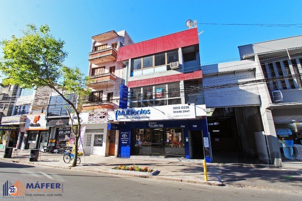 prédio comercial, com 03 andares, loja térrea, mais 04 salas.