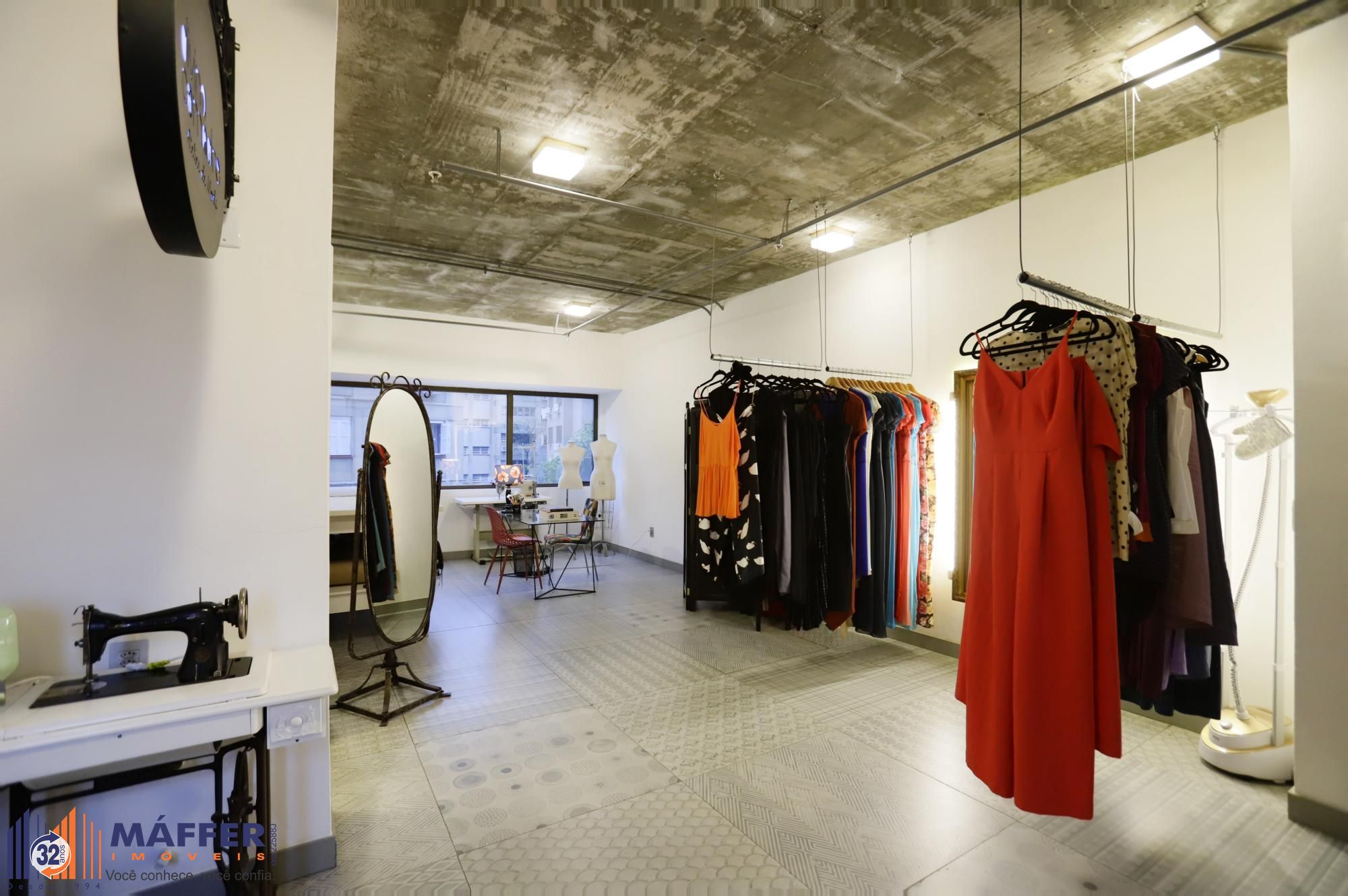 Sala Comercial, 1 sala, à venda, 49 m², Bom Fim - Porto Alegre — foto 2