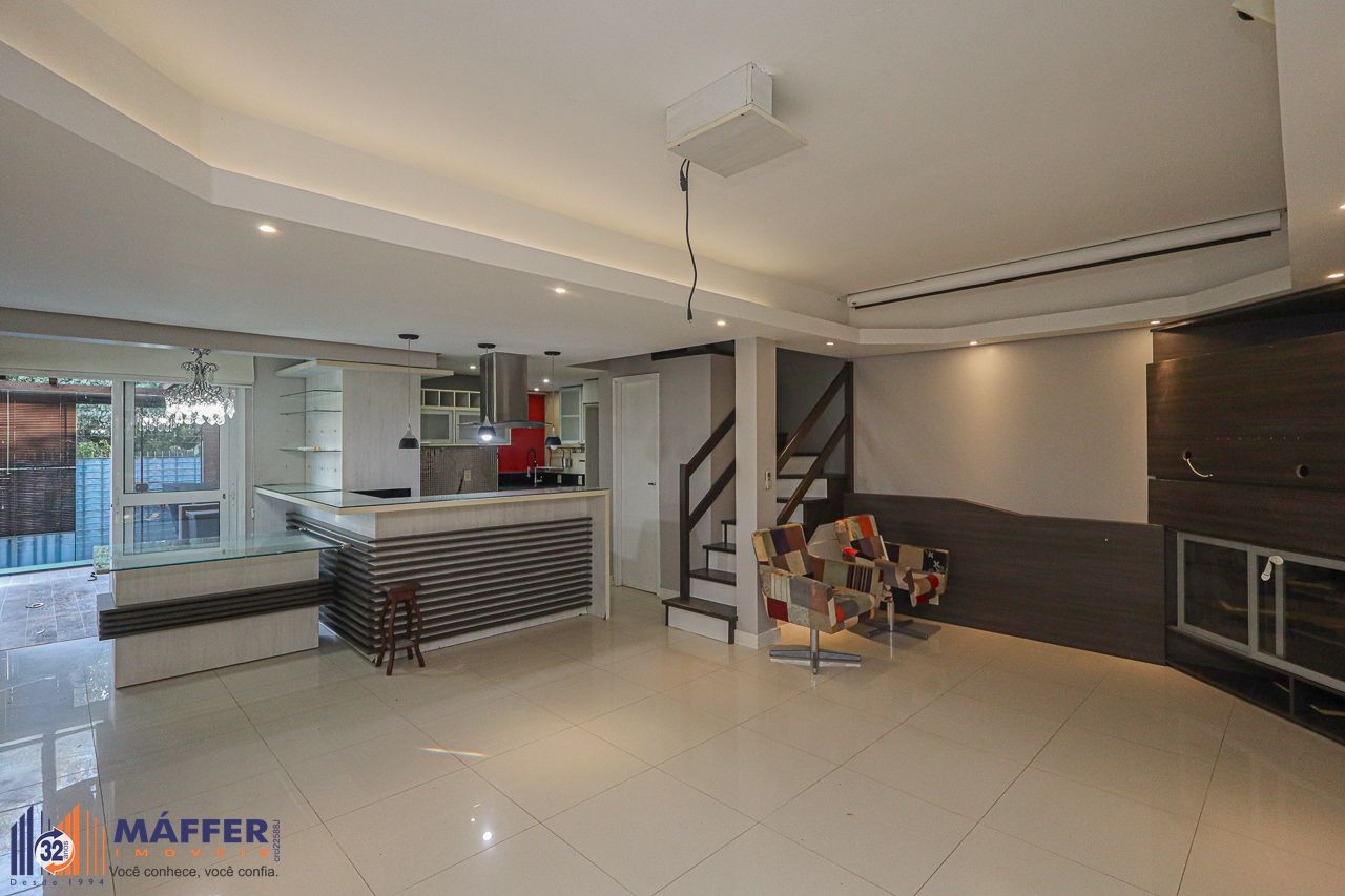 Casa em Bairro exclusivo e condominio fechado com infra estrutura